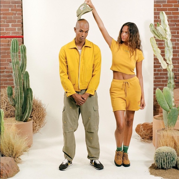 NWT Cherry LA Mountain Wear Sweatshorts Cali Gold Size Small “A Brighter Future” - Picture 6 of 13